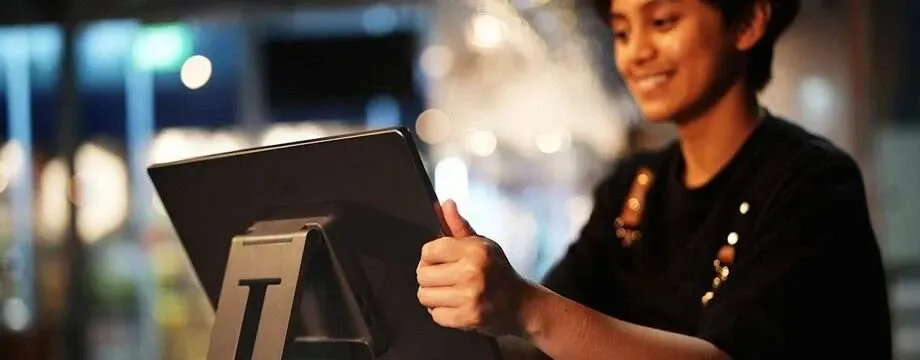 Transformative Technological Innovations Shaping the Dining Experience