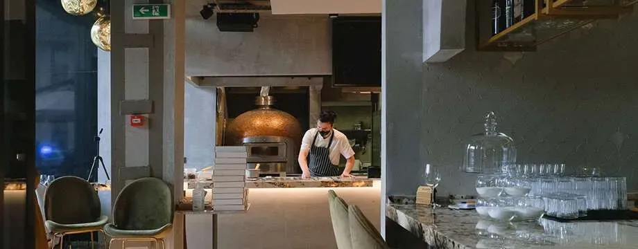 Extra Revenue: Restaurants Are Becoming Host Kitchens