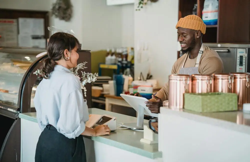 How to Take Orders from Customers Efficiently