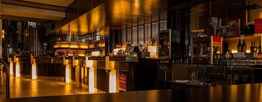 how to set up a small commercial kitchen