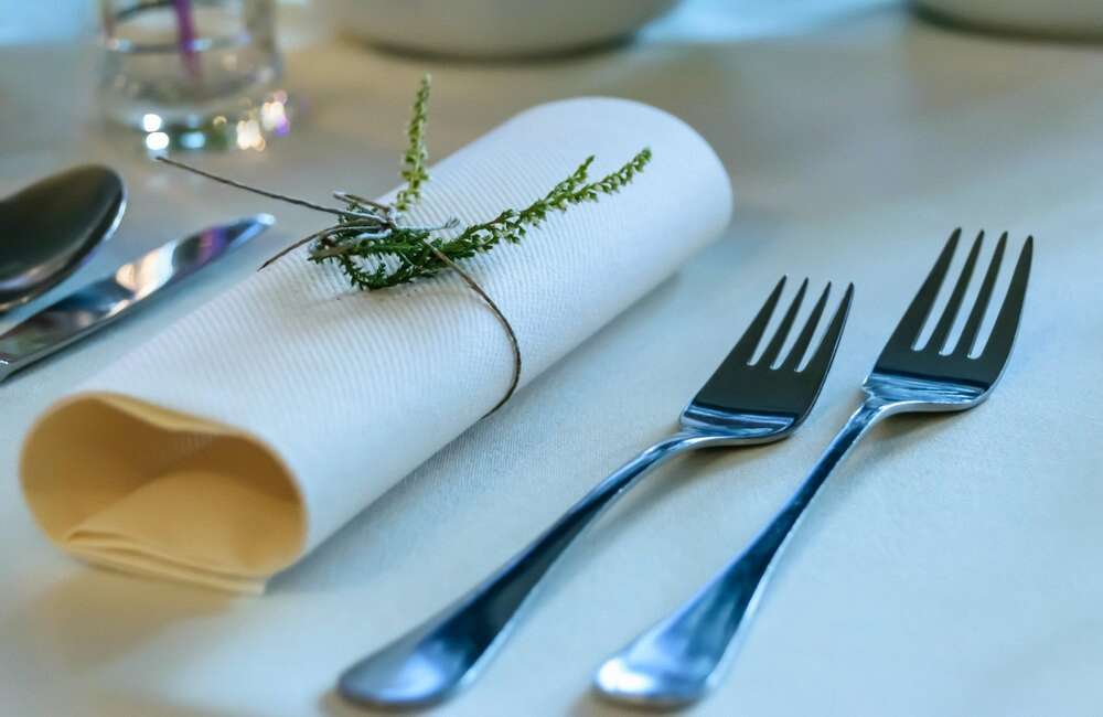 modern stainless steel flatware