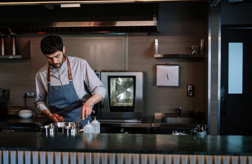 quick service restaurant management