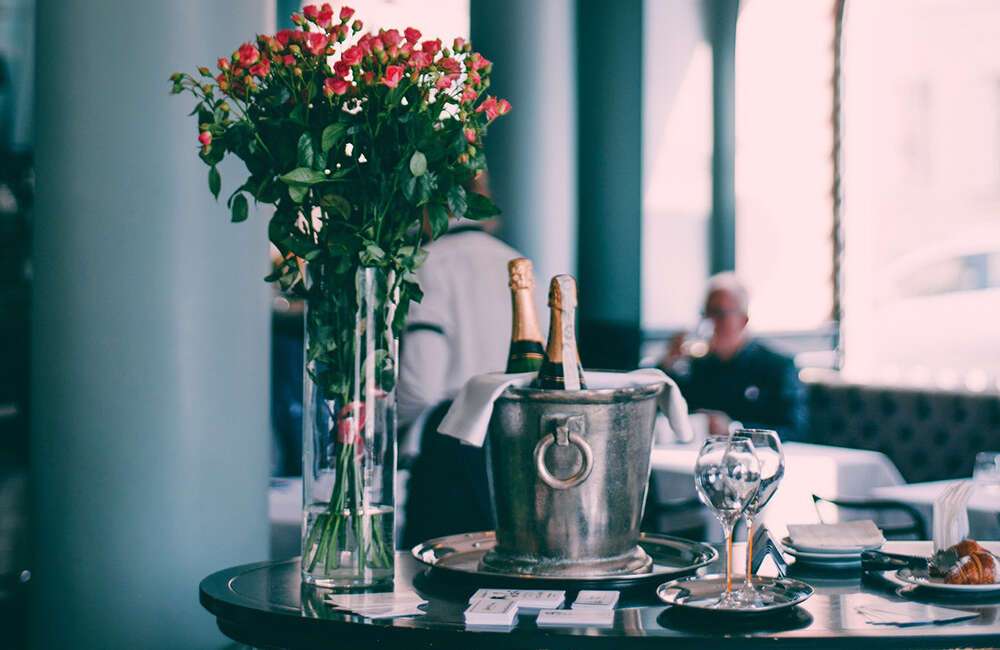 valentines day restaurant promo