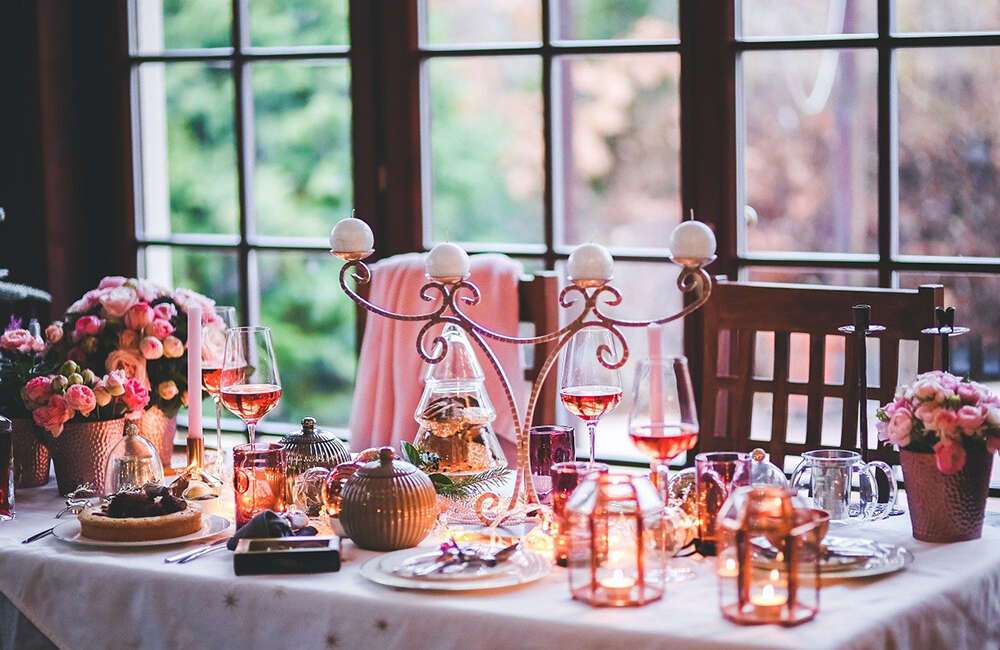 restaurant table decor