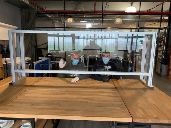 96x16x36, 8" Opening Free Standing Plexiglass and Aluminum Cashier Protection Guard, Clear Anodized