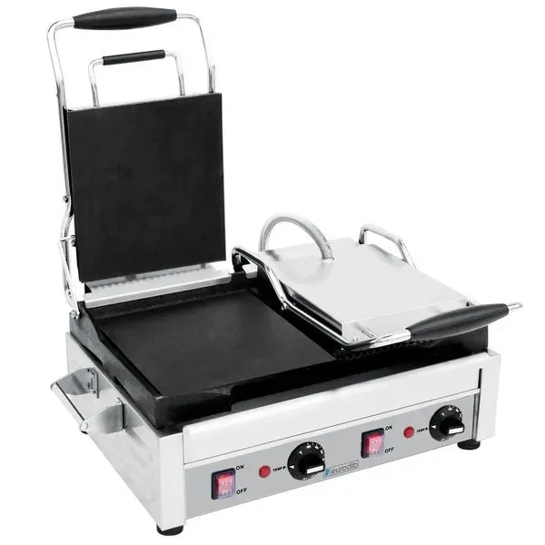 Eurodib SFE02375, Large Flat and Ribbed Sides Panini Grill, 240V, ETL