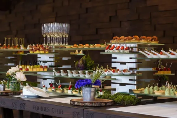 PWB4-2530W, 9.84-Inch Square Buffet Riser, White Powder Coated Steel