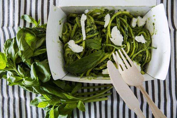 PacknWood 210WREN2, 6.5-Inch Elegant Wooden Knife, Beige, 500/CS