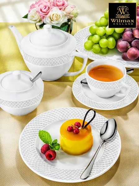 Wilmax WL-880110/1C 30 Oz Julia White Porcelain Teapot, 18/CS