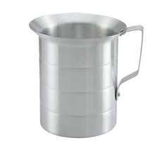 - AM-05, 0.5-Quart Aluminum Measuring Cup with Handle