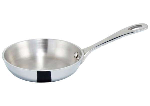 - DCFP-4S, 4-Inch Tri-Ply Mini Fry Pan, Stainless Steel, 5 Oz